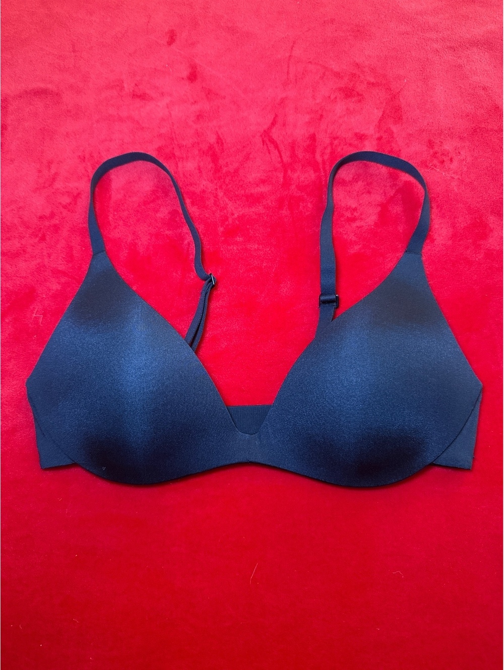 NWOT Skims Wireless Form Super Push Up ONYX Bra Size 30A